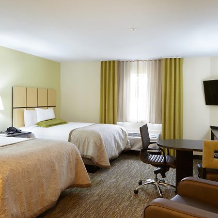 แคนเดิลวู้ด สวีท ซานอันโตนิโอ แอร์พอร์ต Hotel ภายนอก รูปภาพ